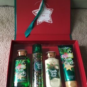 NWT vanilla bean Noel box set bath & body works